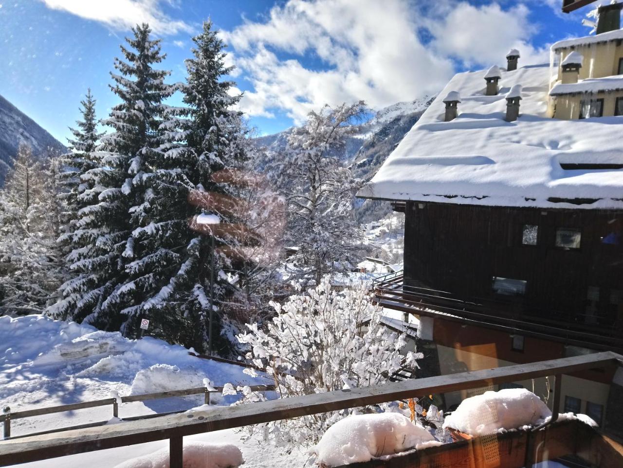 Ferienwohnung Cervinia-Valt Sport & Relax House Valtournenche Exterior foto